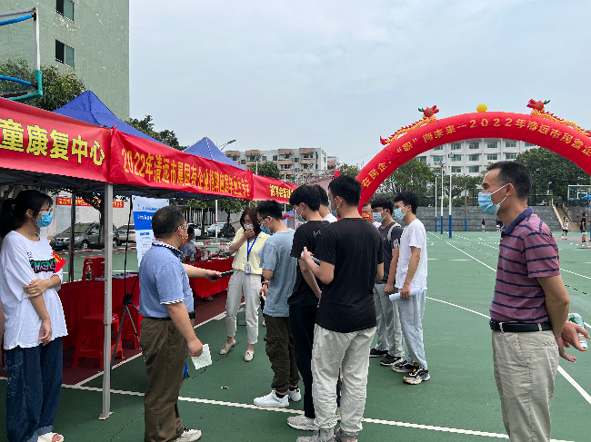 重點群體就業-高校畢業生02.jpg